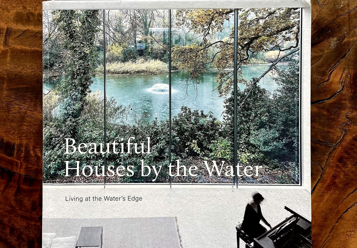 Beautiful Houses by the Water – Hard Cover Book